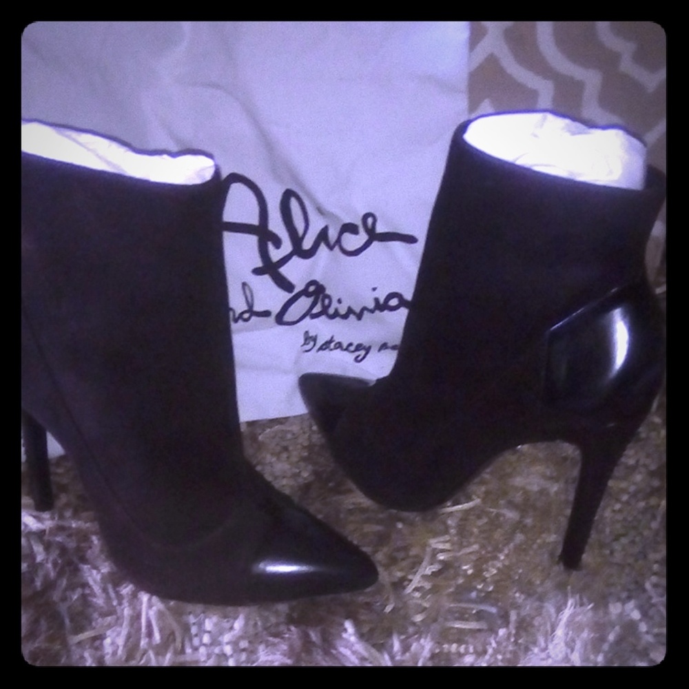 Alice and olivia by stacy bendet